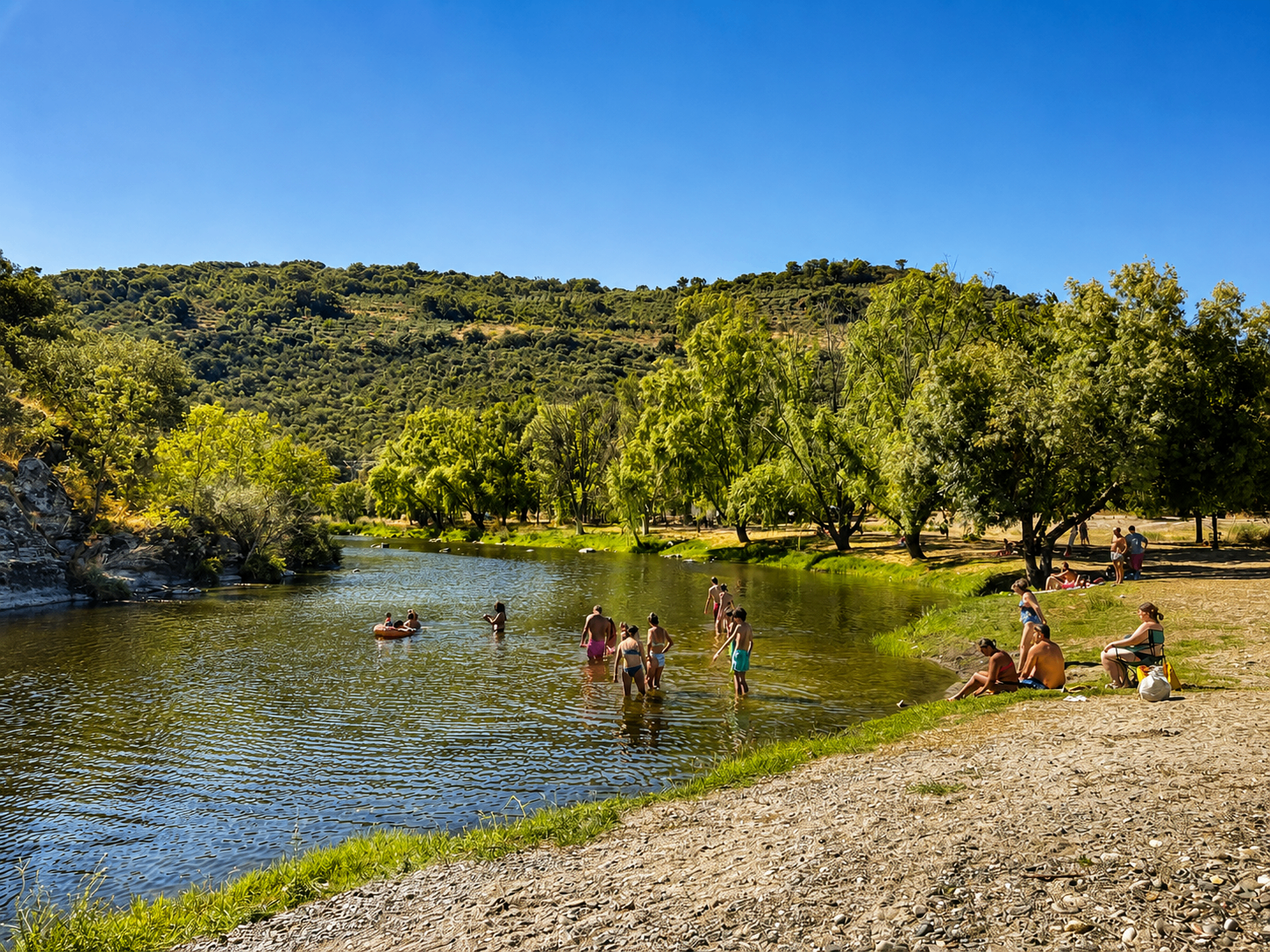 Zona de baño en la piscina natural de Sotoserrano