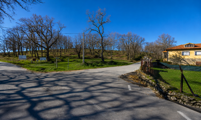 Cruce a la salida de Lagunilla hacia el camino de Granadilla